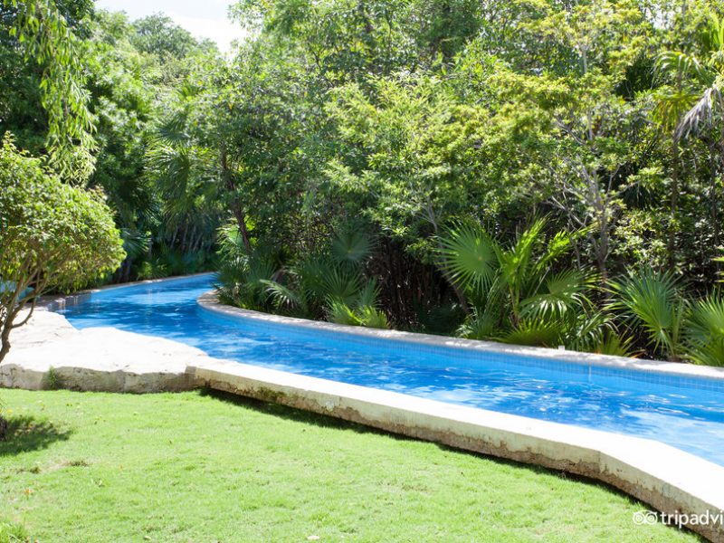 lazy river iberostar paraiso maya