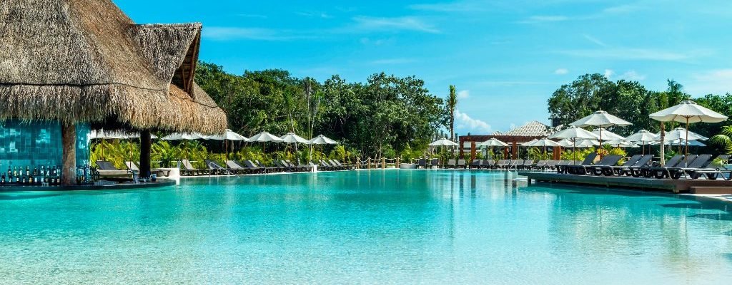 ocean-riviera-paradise